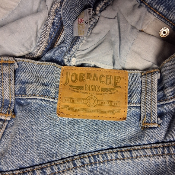 Jordache Light Blue Straight Leg Jeans - Picture 2 of 3